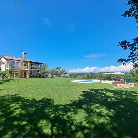 Apartments Villa Sotlar With Pool Умаг Екстериор снимка
